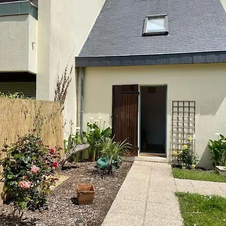 アパート Jardin, Et Commerce A 200m